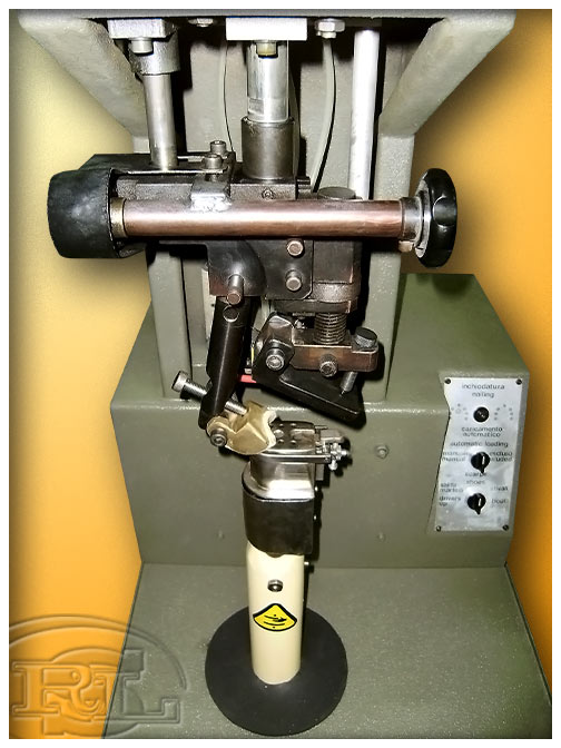 Máquina de clavar tacones neumática 'SAREMA SIRIO' 3