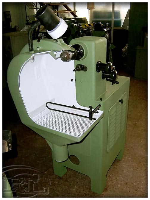 Máquina para Desvirar 'LUMAR'  3