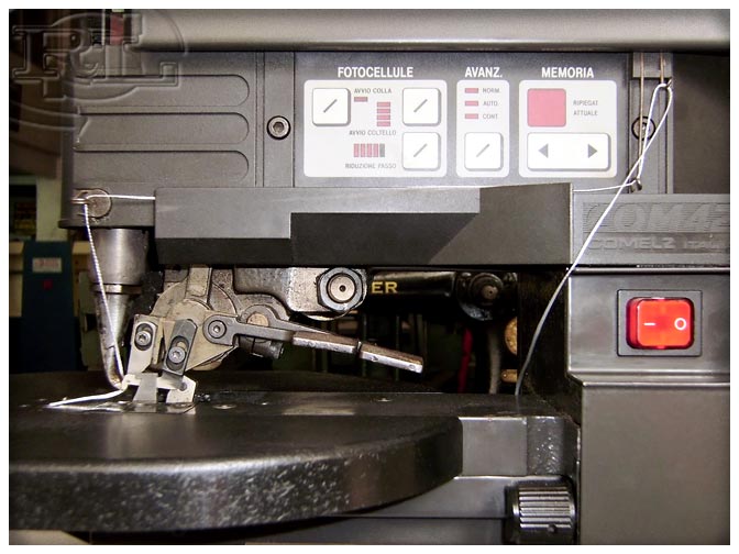 Máquina de Dobladillar 'COMELZ COM42' 3