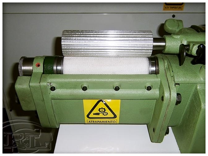 Máquina de Encolar Suelas 'M-550' 4