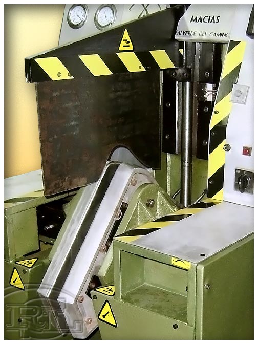 Máquina para Moldear Palas de Bota 'MACIAS' 2