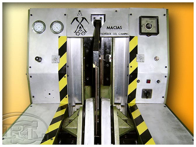 Máquina para Moldear Palas de Bota 'MACIAS' 4