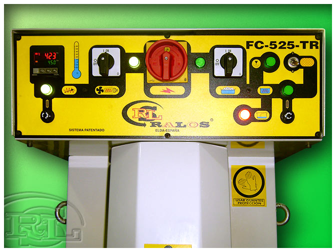 RaLoS FC-525-TR, Cuadro de Mandos