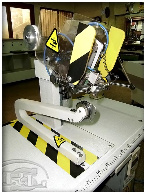 Máquina de Poner Cinta 'RONA N-101' 4