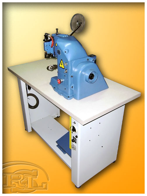 Máquina de Poner Cinta y Abrir Costuras 'USM' 1