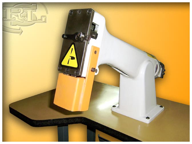 Máquina de Recortar Forros 'FILLHER-ROCMI RC-5' 2