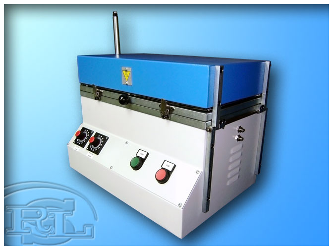 Termoformadora en PVC 'FORMAT' 1