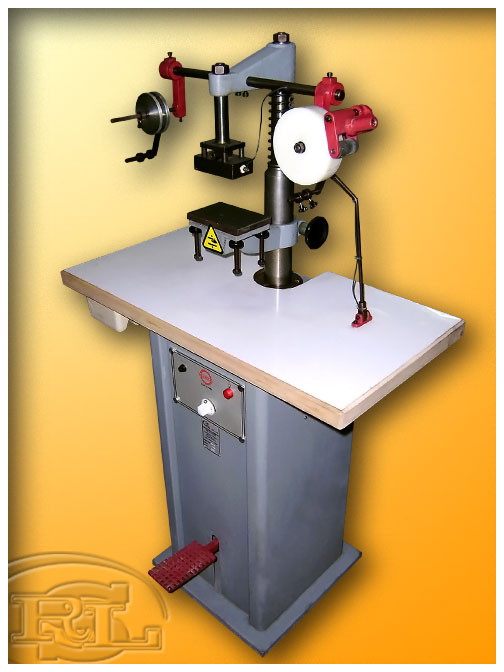 Máquina de Timbrar a Pedal 'D-G' 3